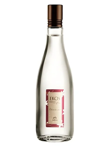 Frasco do perfume Natura Frescor Madeira Em Flor